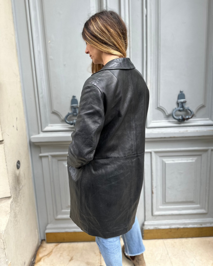 Manteau mi-long noir en cuir