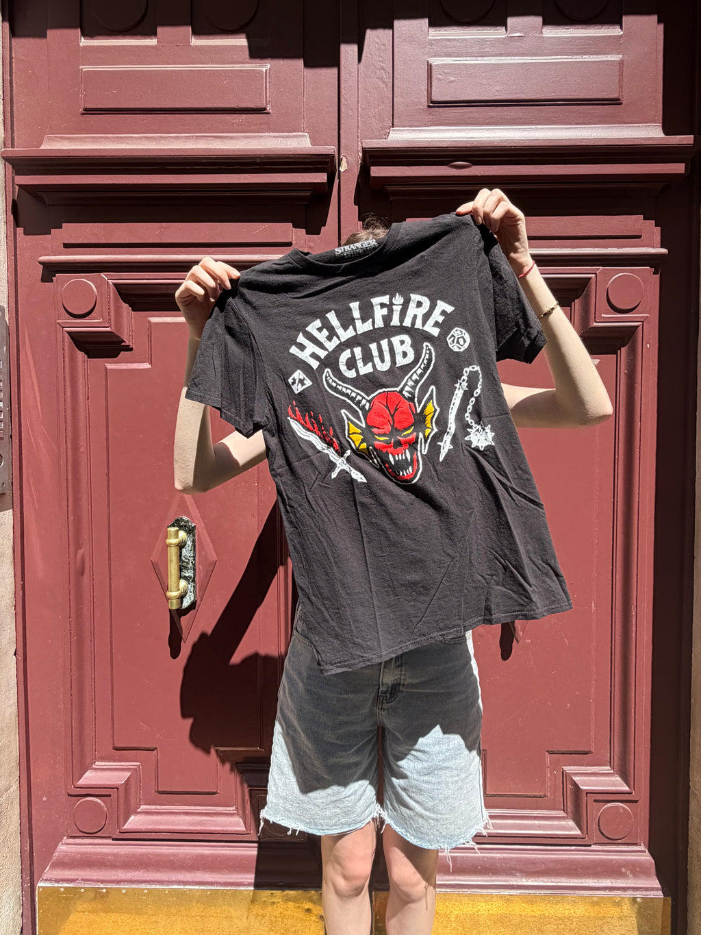 T-shirt noir Hellfire club Stranger Things