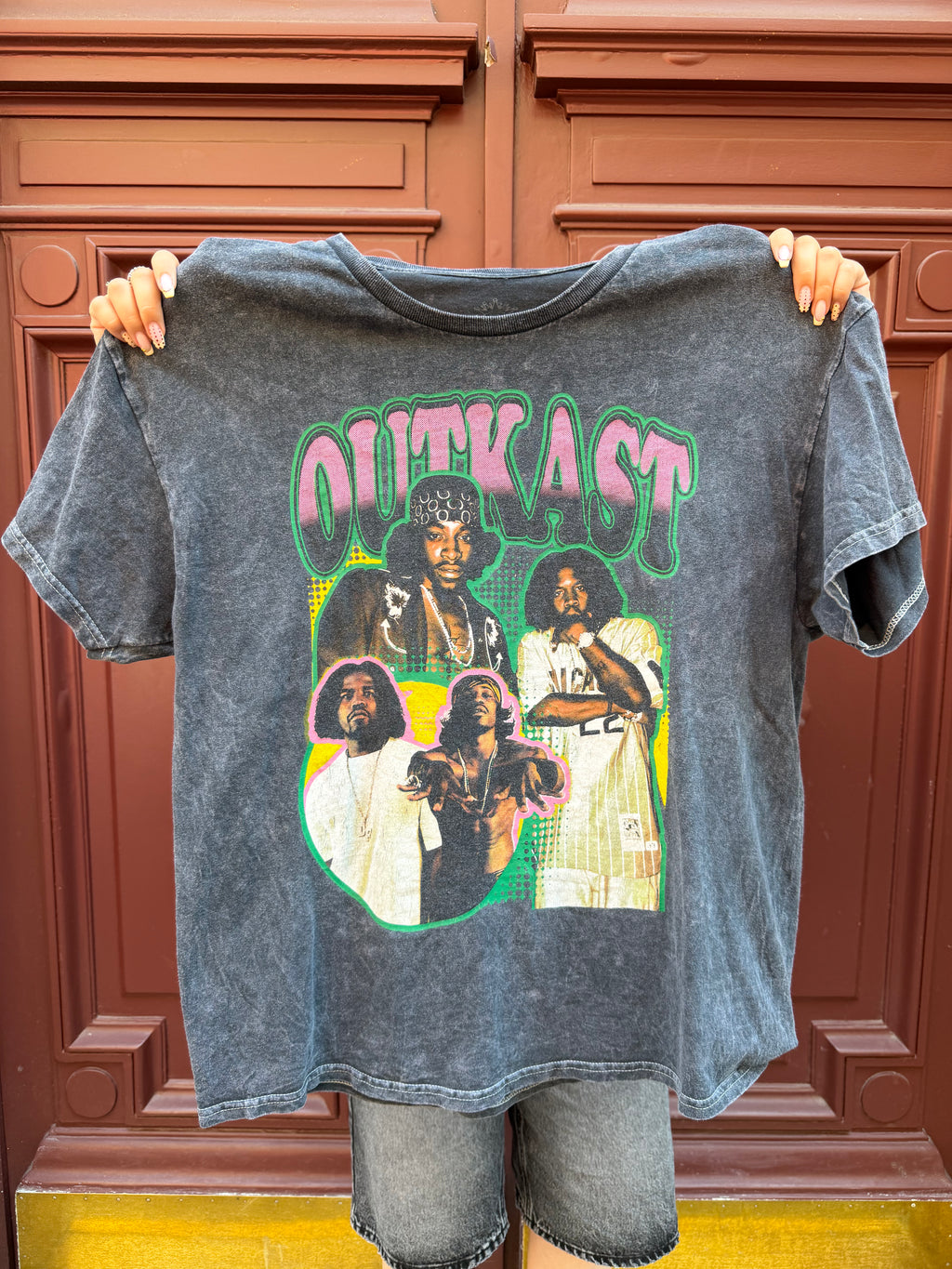 T-shirt gris Outkast