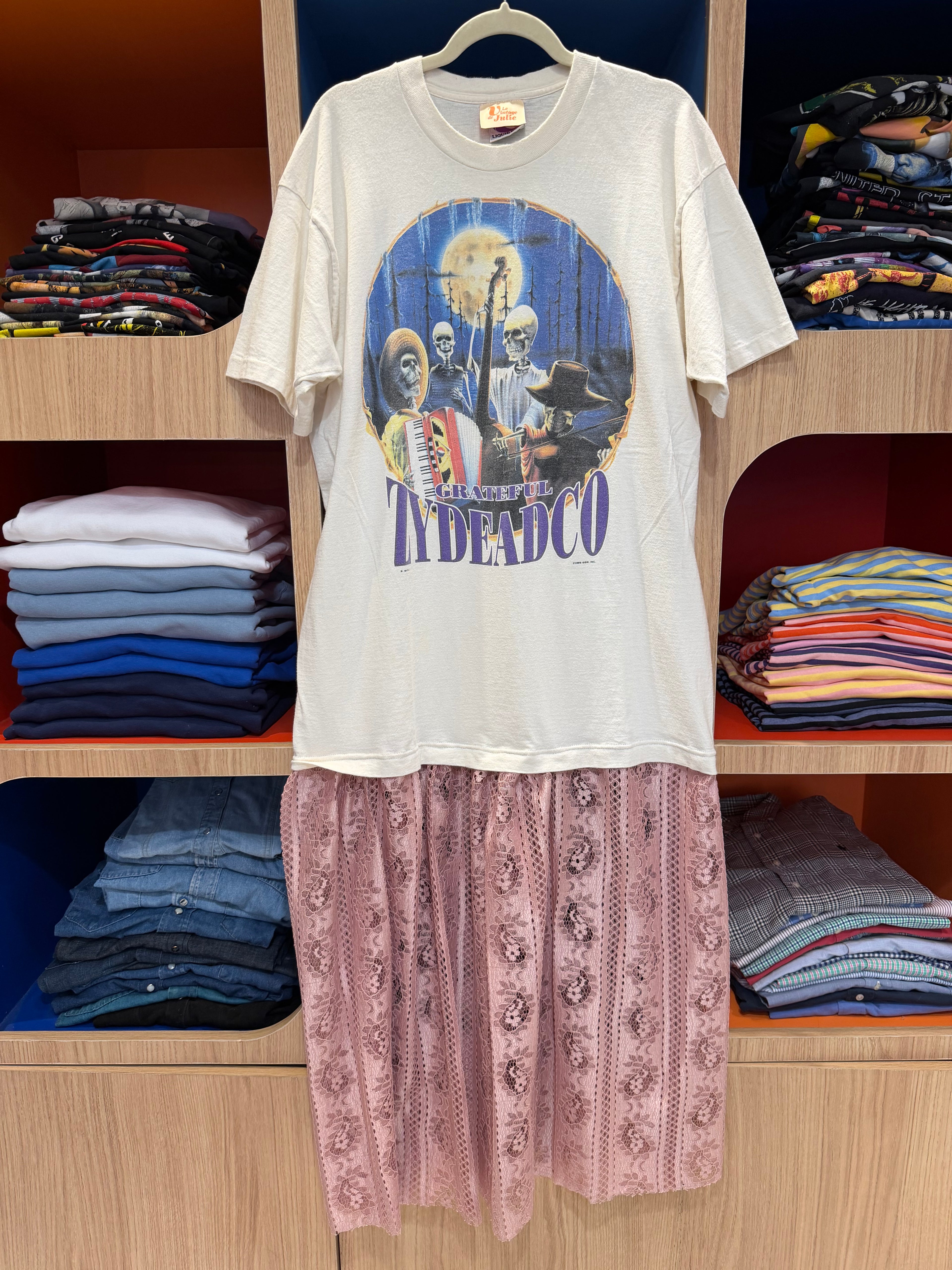Robe upcyclée « Grateful Dead »