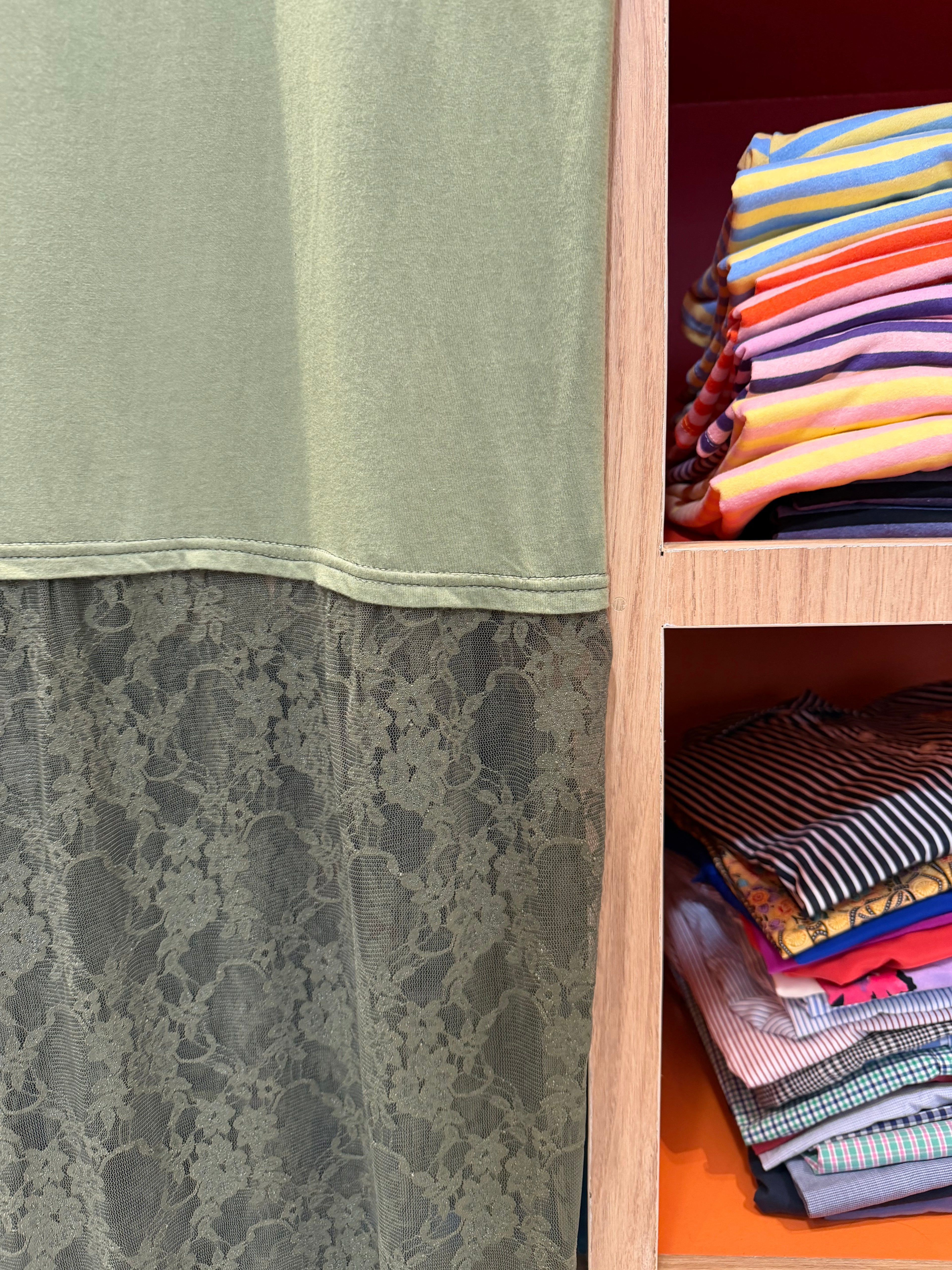 Robe upcyclée Fruit of the Loom Kaki