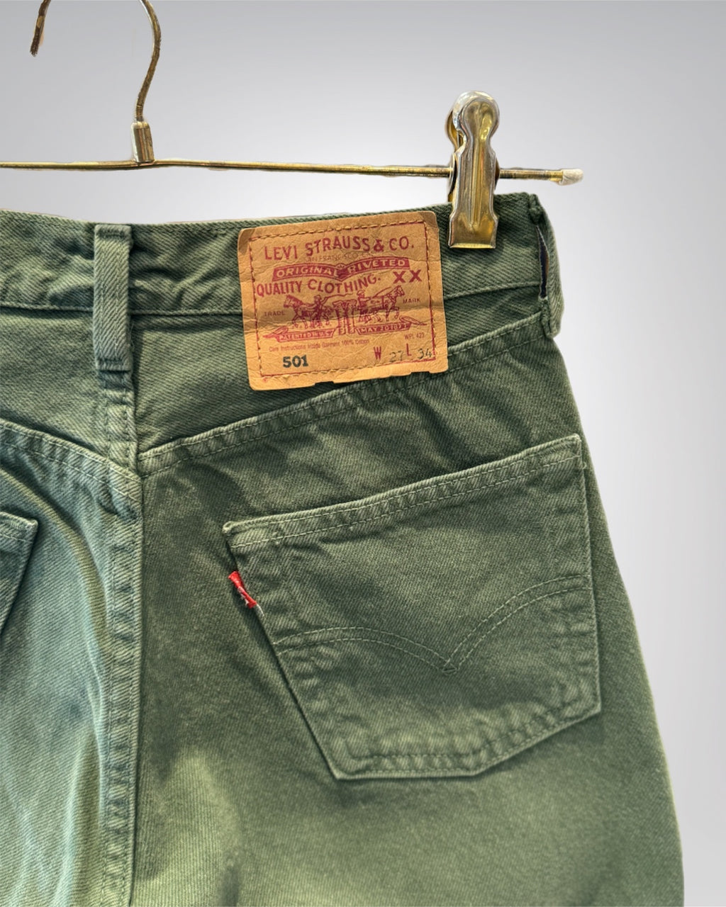 Jeans Levi's 501 W27 L34 kaki - numéro H4