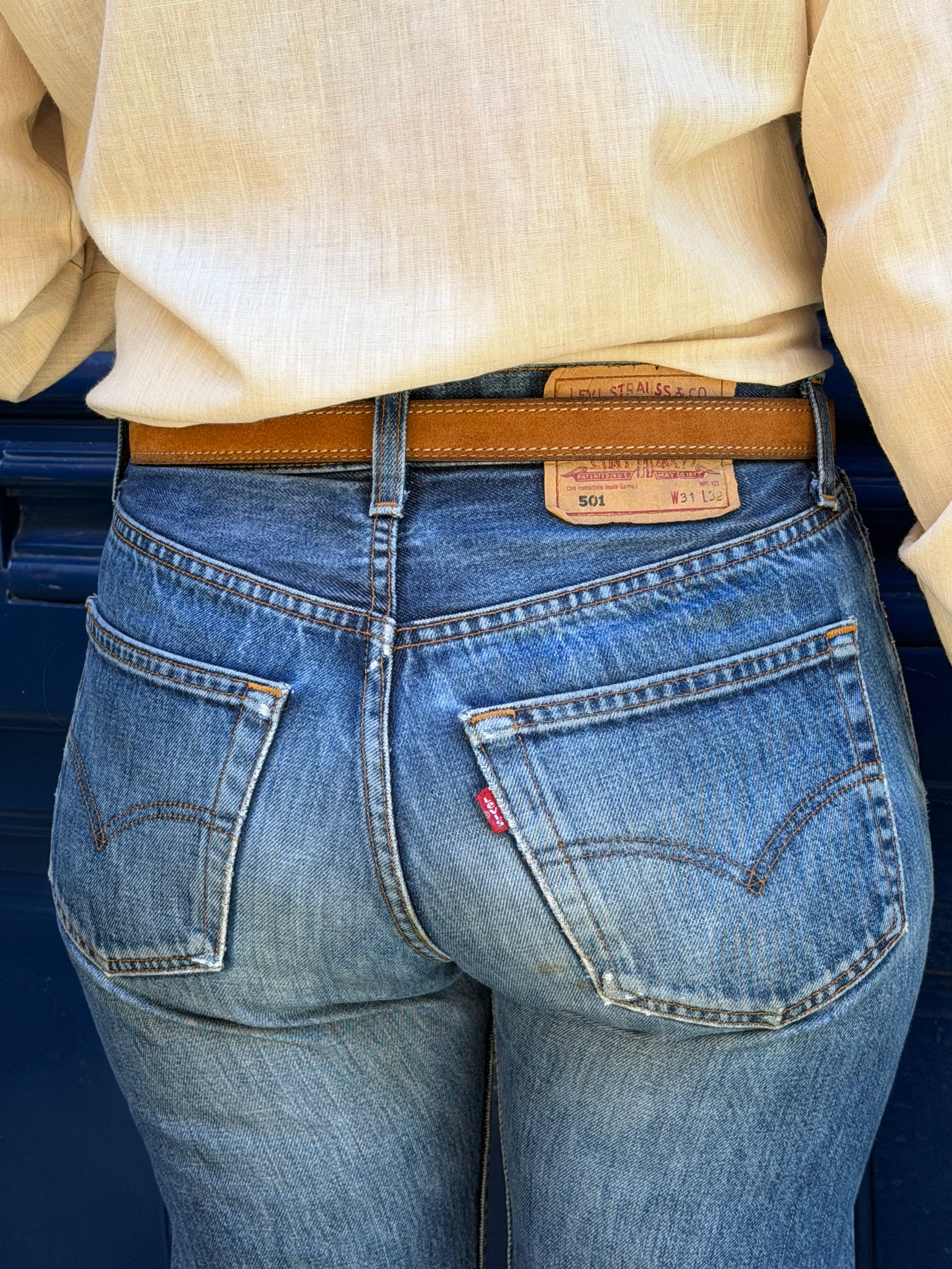 Ceinture en cuir marron et boucle ovale