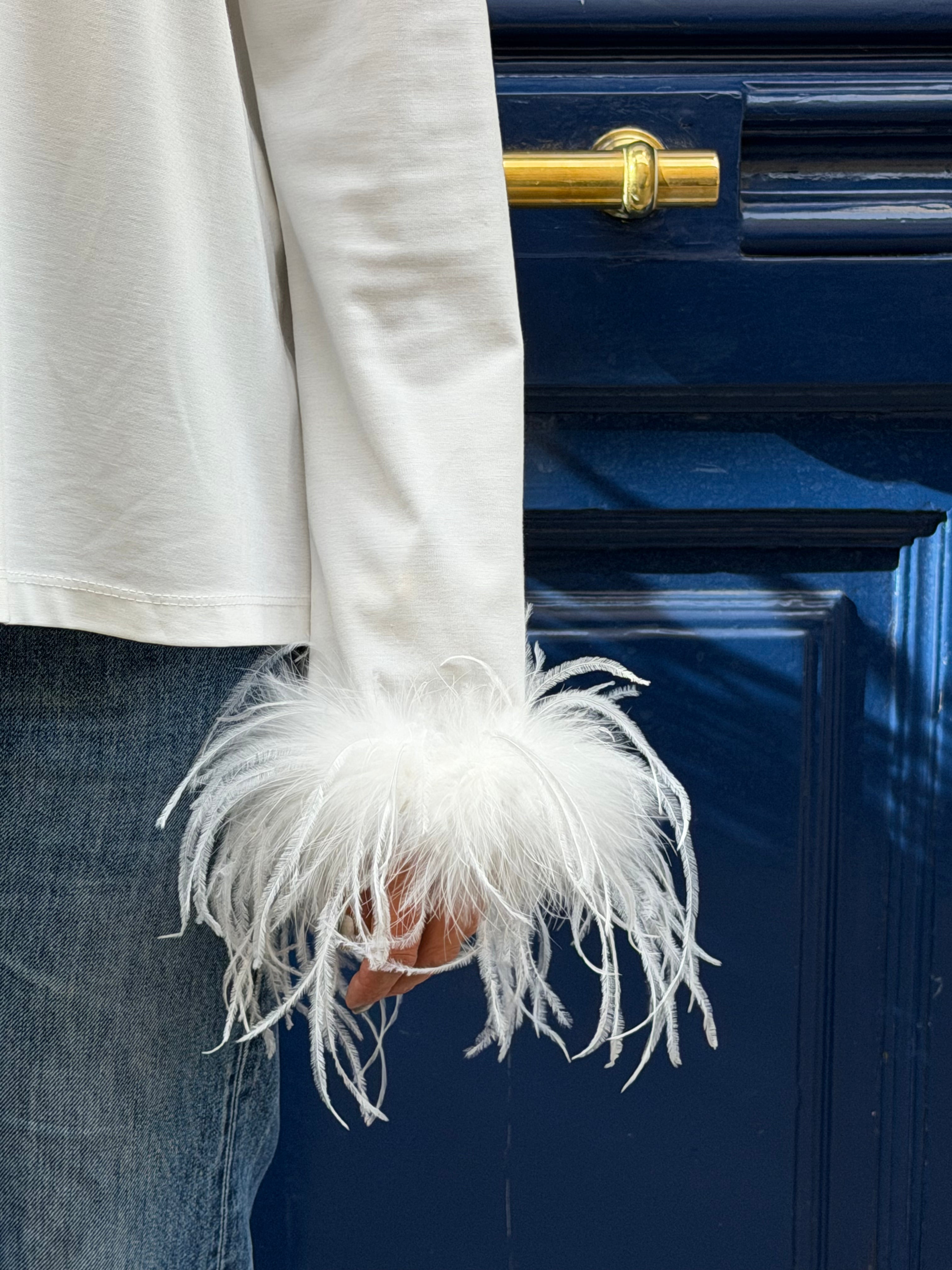 T-shirt blanc manches longues à plumes