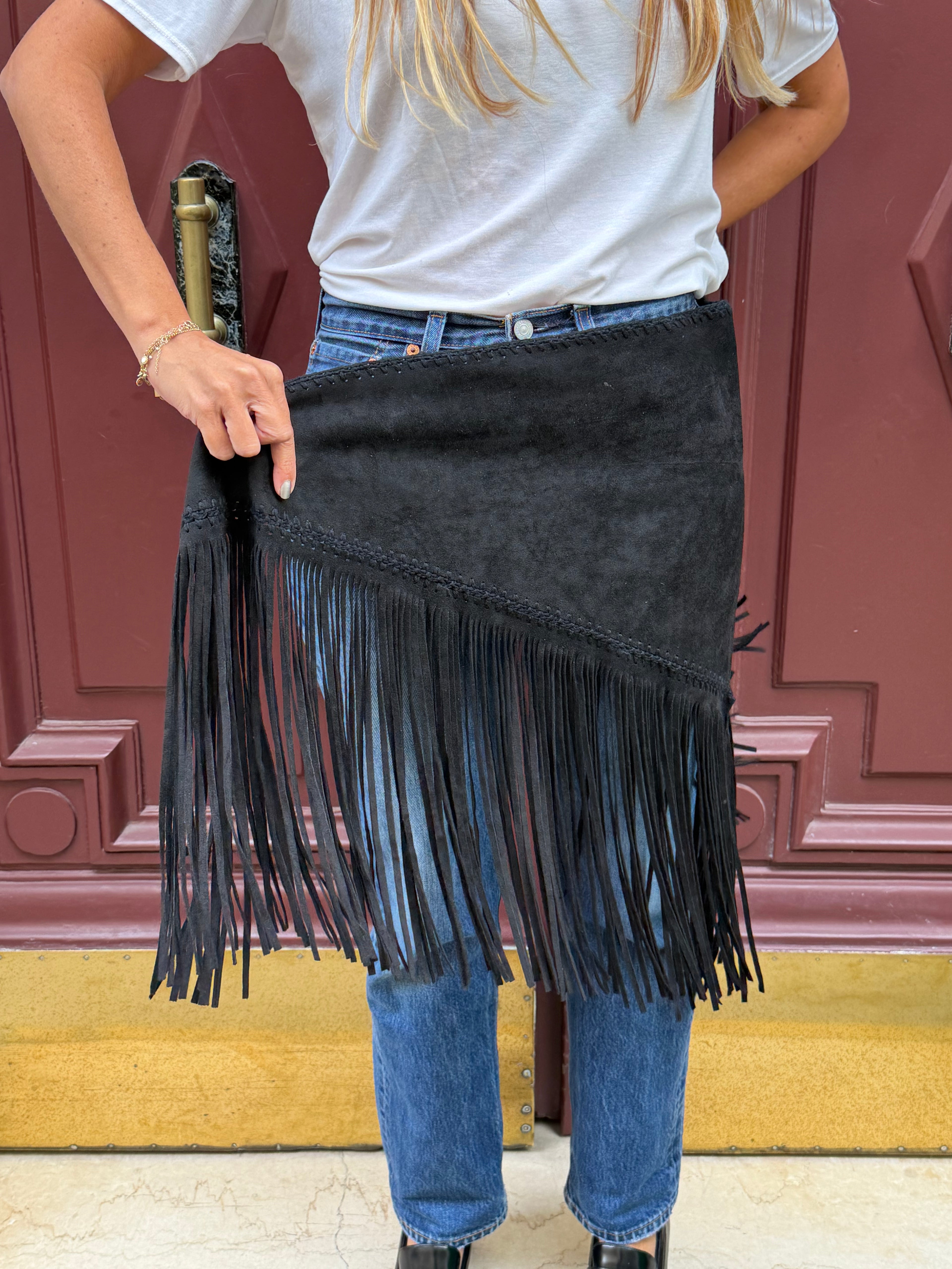 Châle en cuir velours à longues franges noir