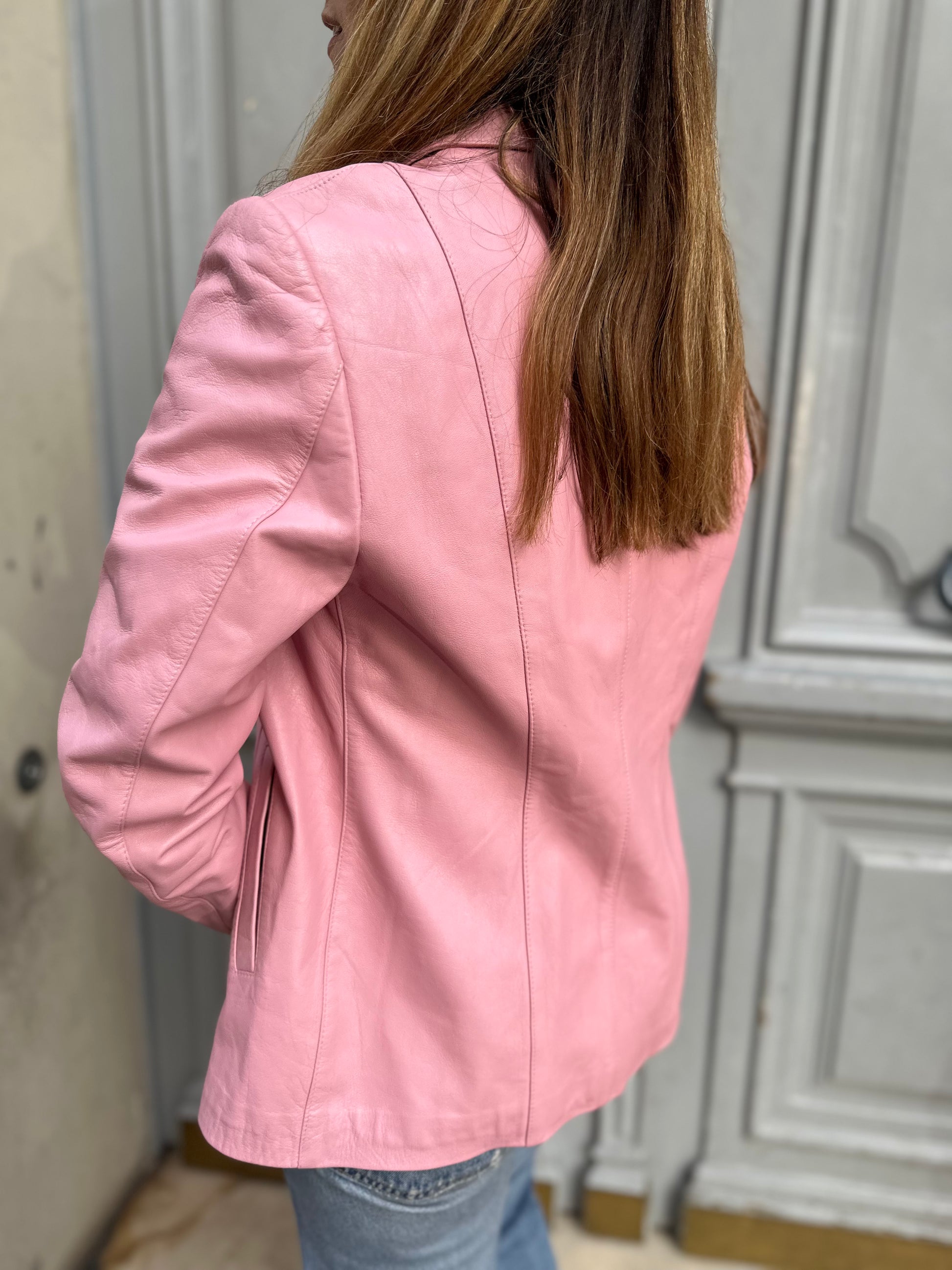 Veste en cuir rose