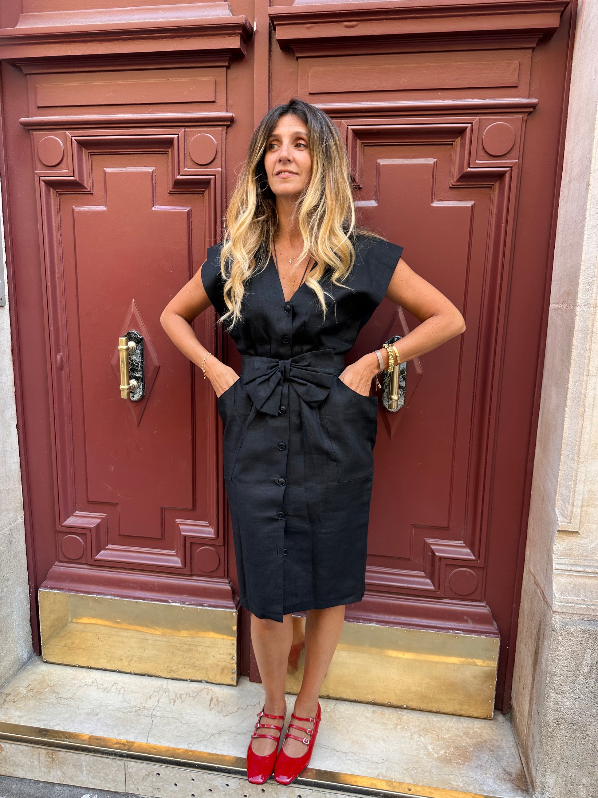 Robe cintrée noire