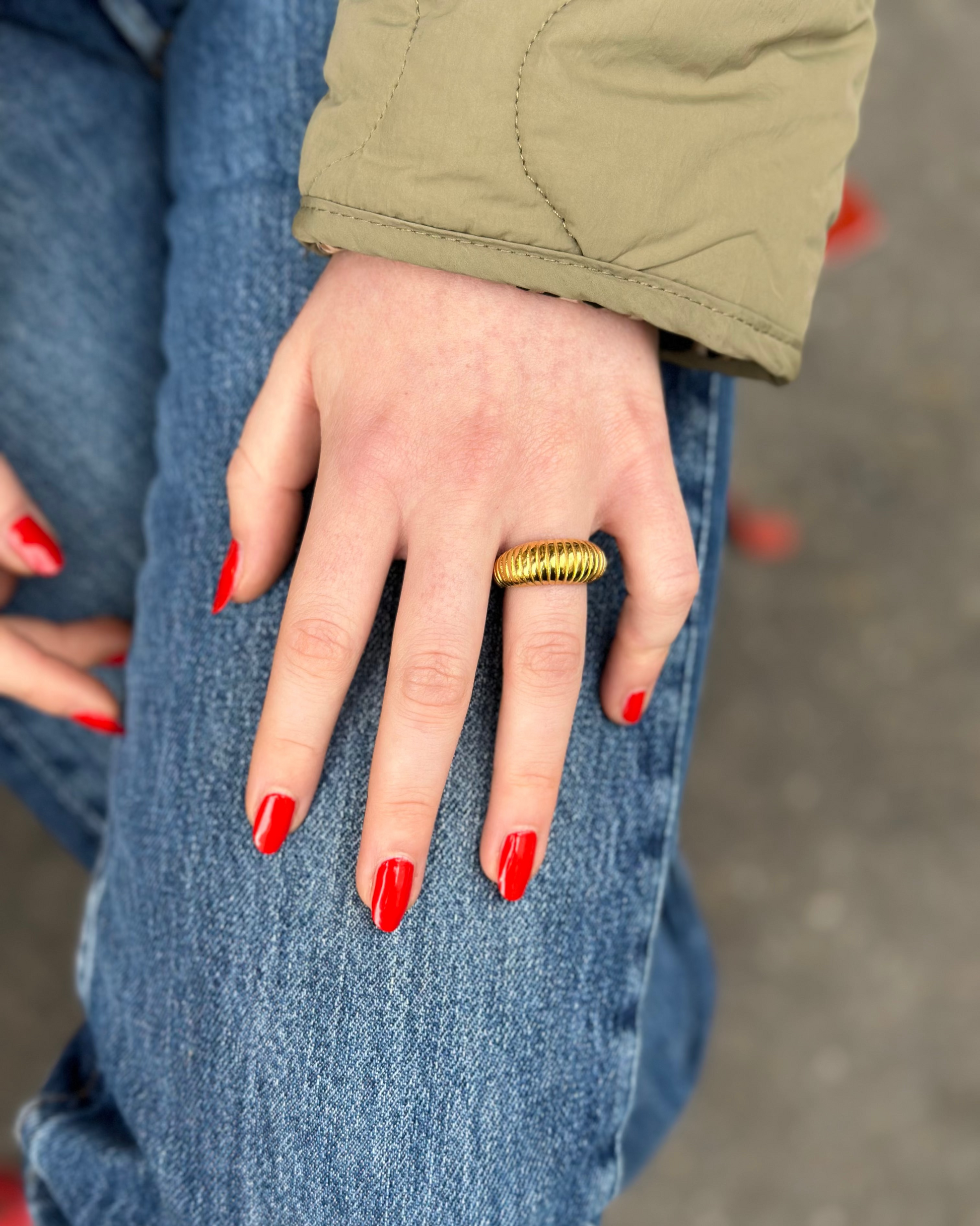 Bague godronnée dorée