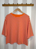 T-shirt oversize à rayures oranges et roses
