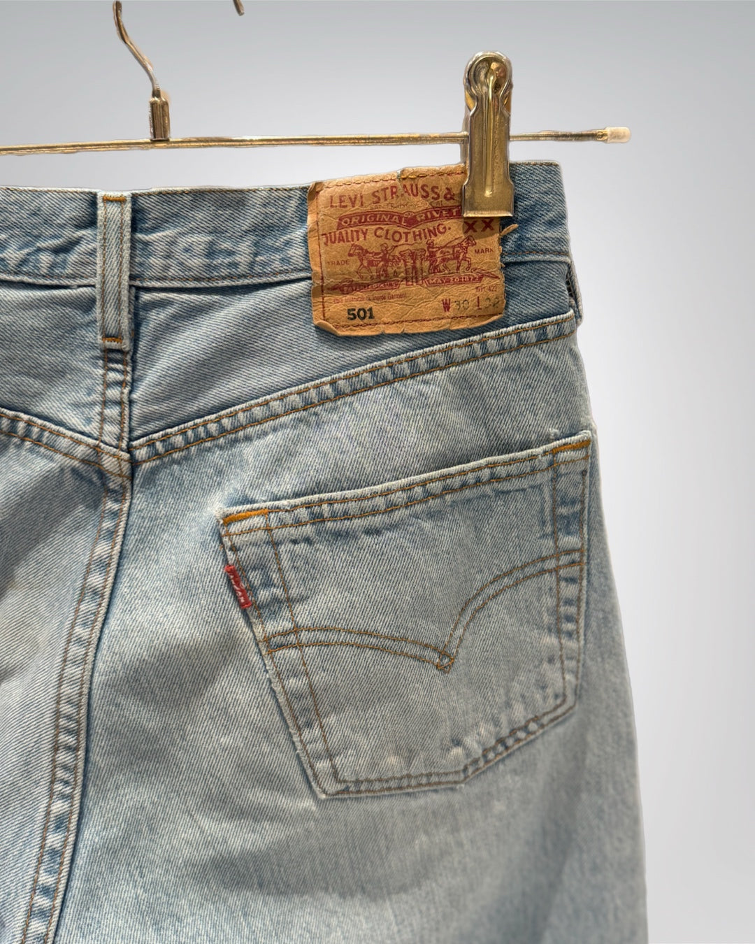 Jeans Levi's 501 W30 L32 - numéro 2G