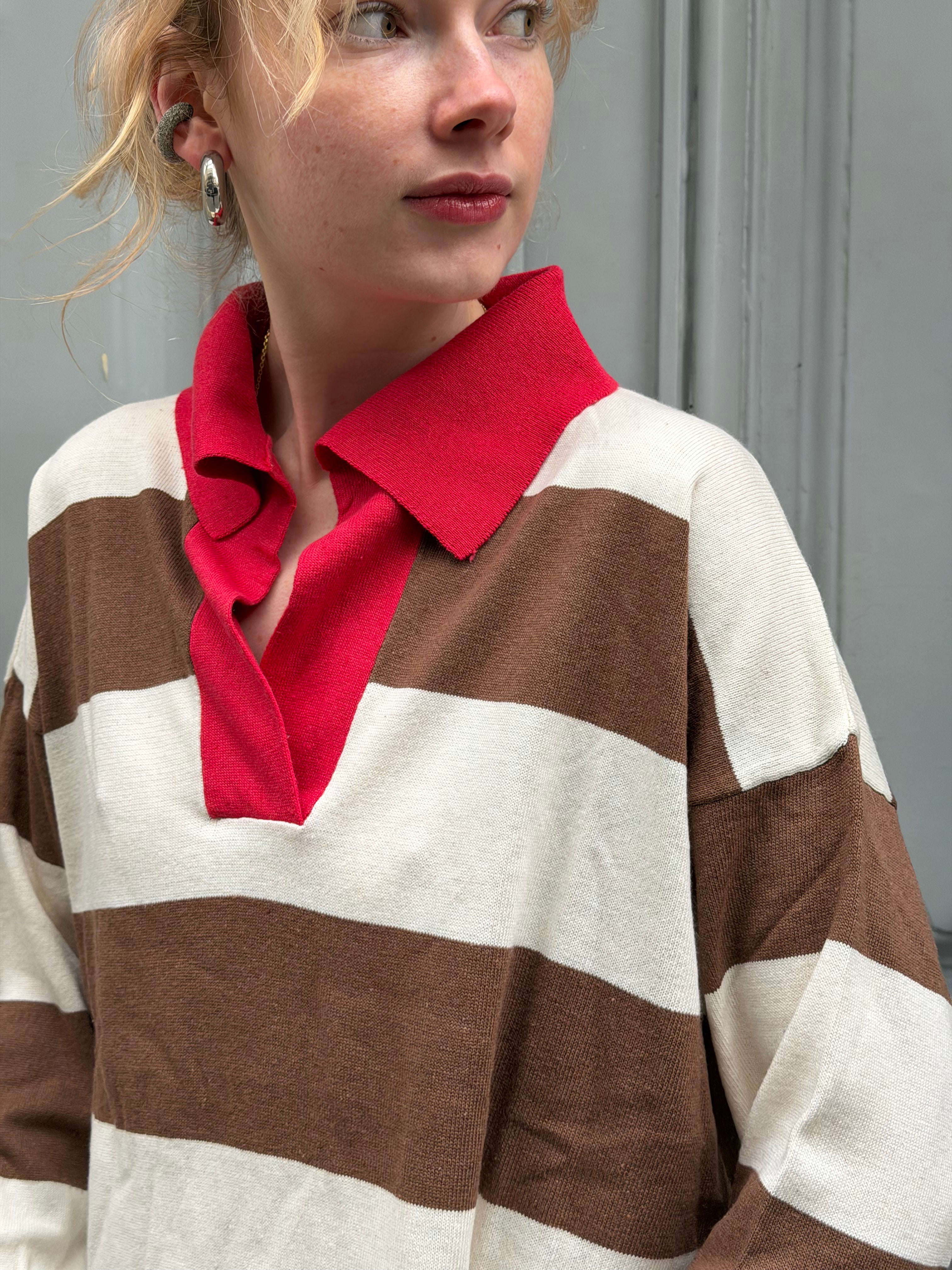 Polo rayé marron et blanc