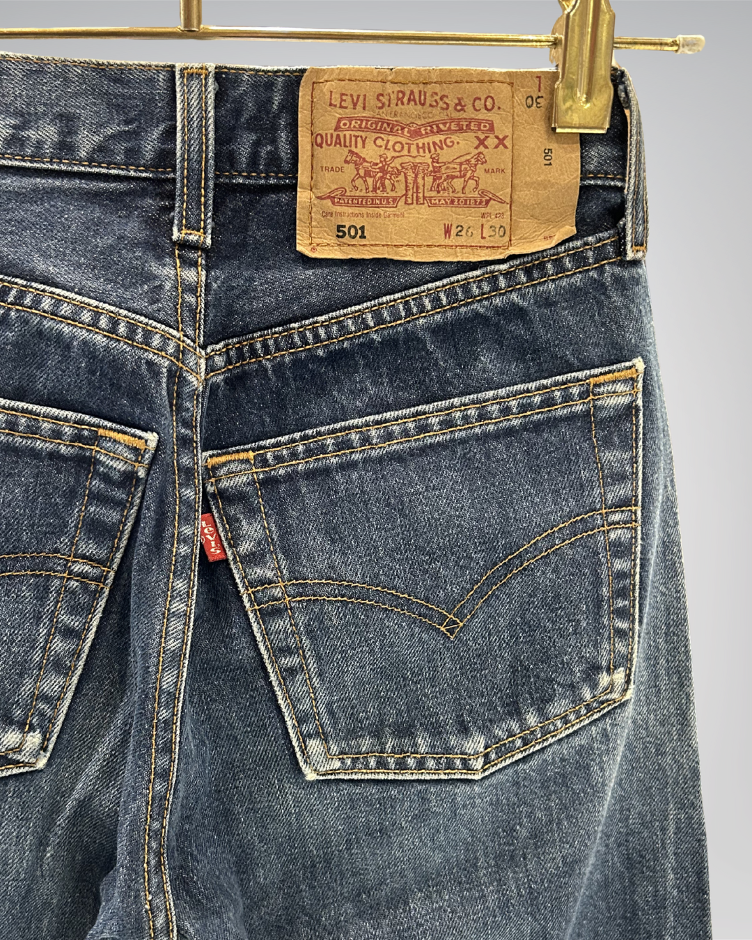 Jeans Levi's 501 W26 L30 - numéro #J