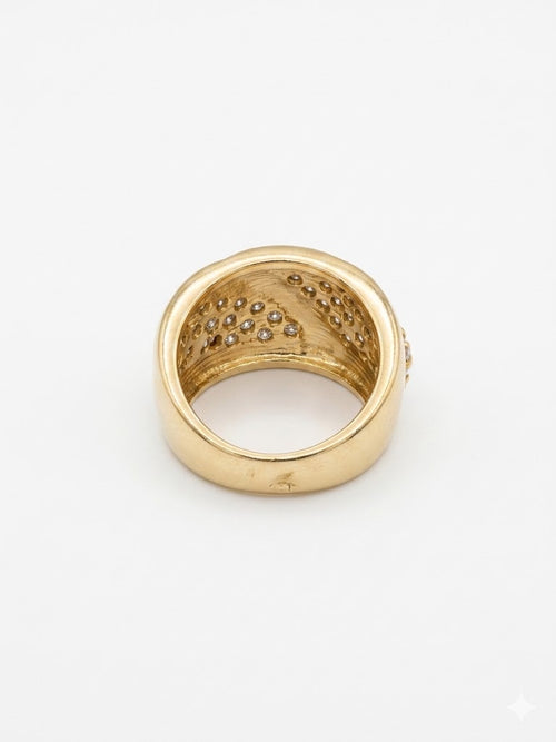 Bague vintage dorée pavée de strass croisés