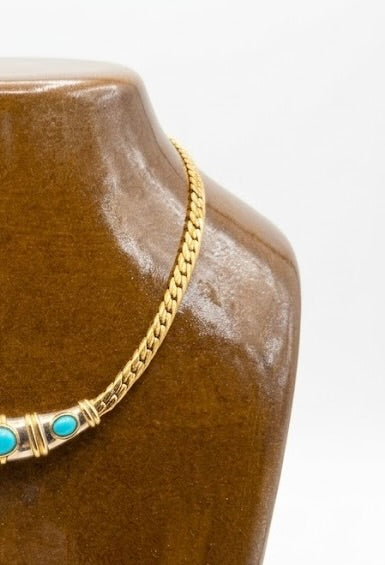 Collier à maillons dorés et pierres turquoises