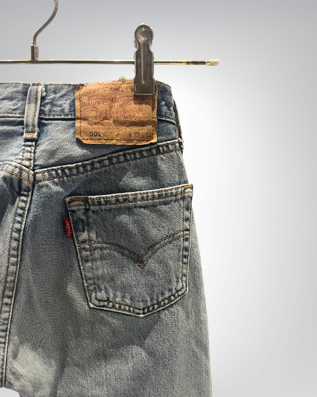 Jeans Levi's 501 W27 L32 - numéro EEE