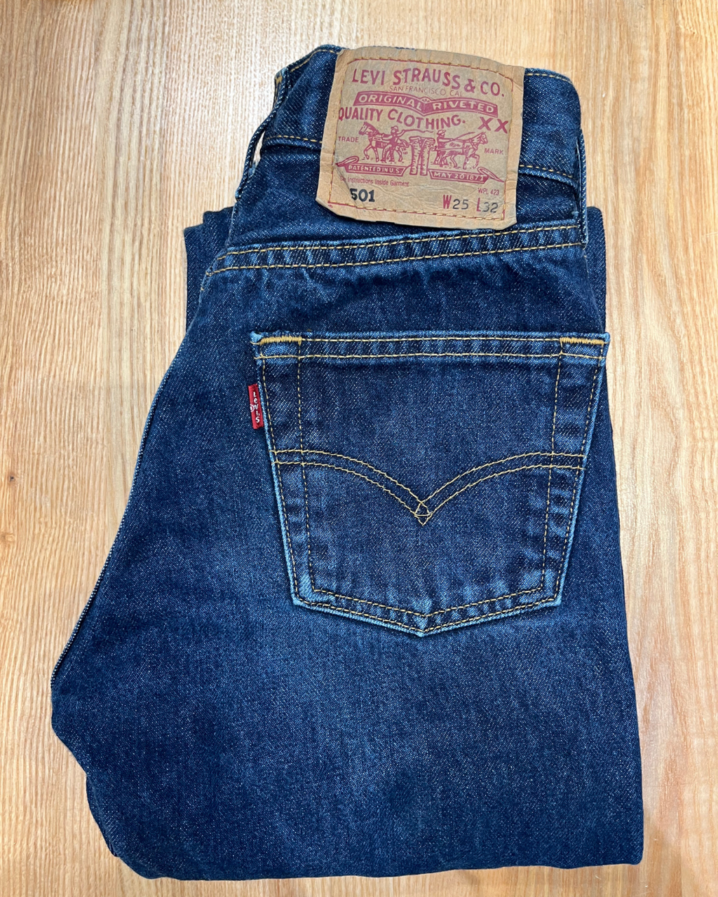 Jeans Levi's 501 W25 L32 - numéro LLL