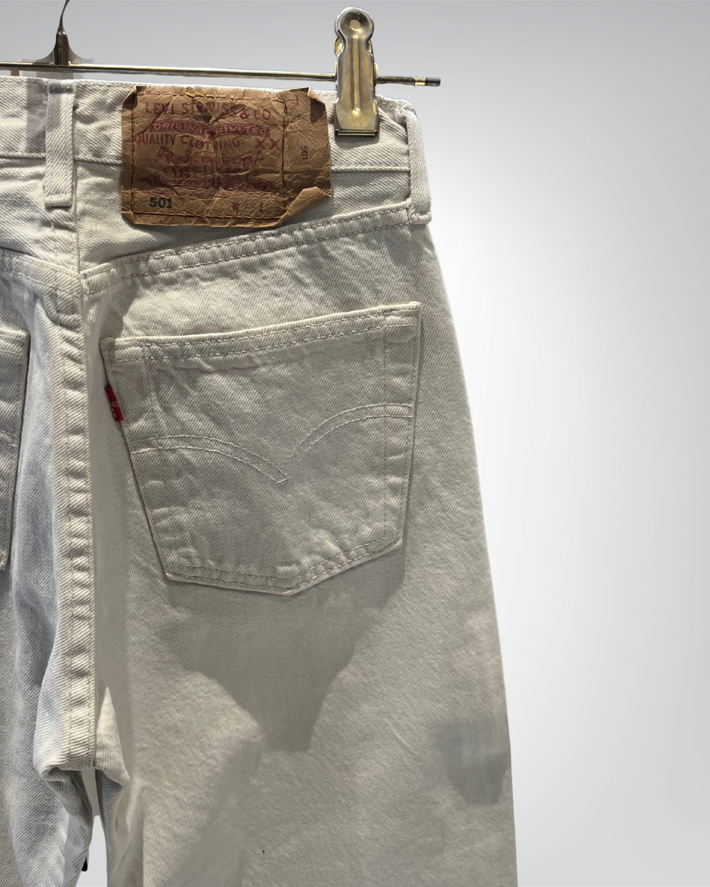 Jeans Levi's 501 W26 L32 - numéro 5E