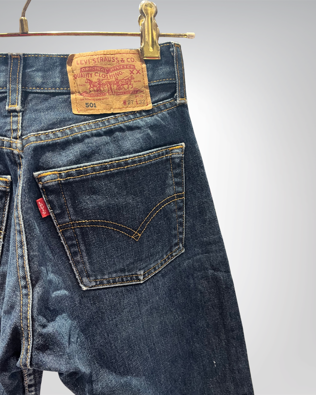 Jeans Levi's 501 W27 L32 - numéro YYY