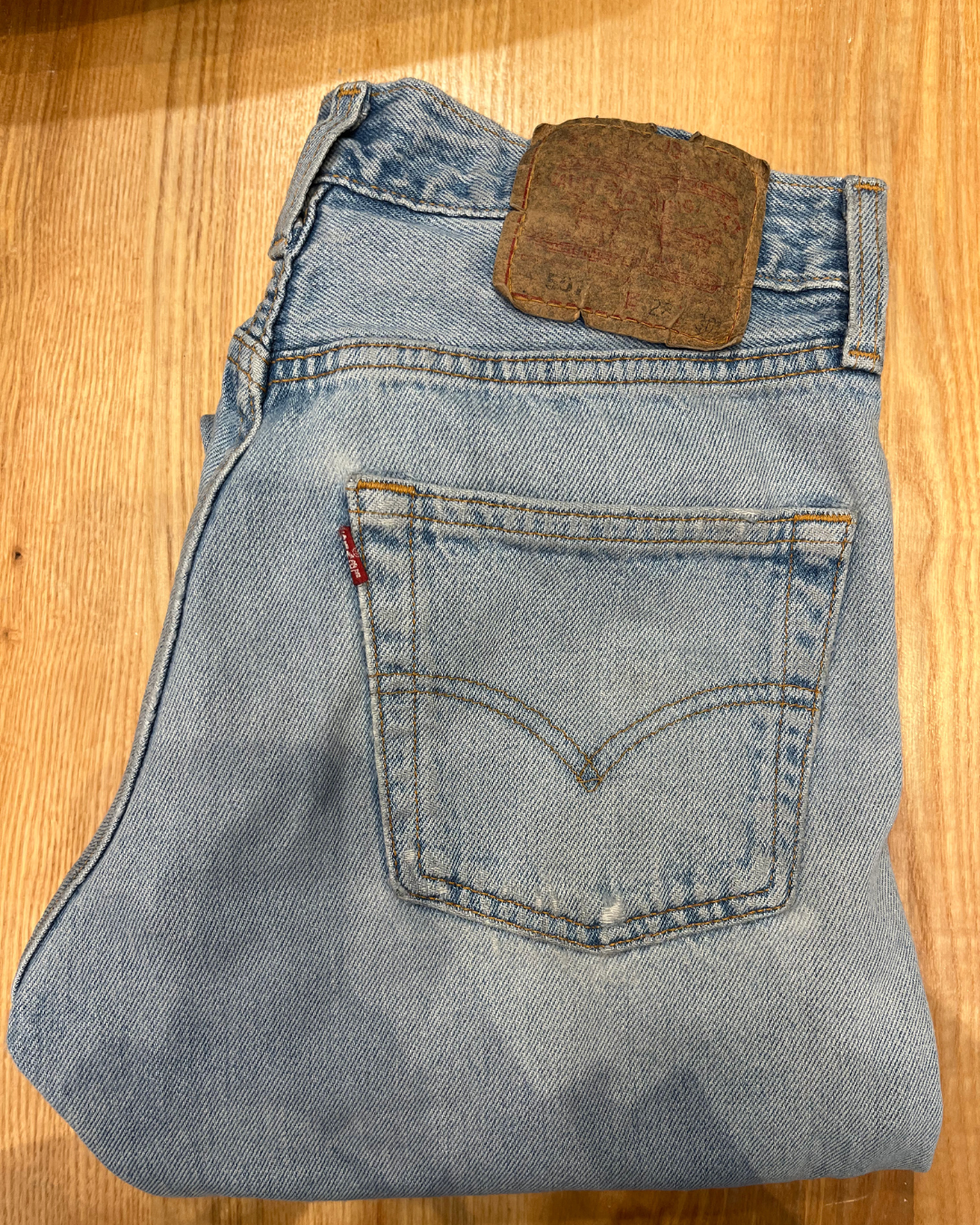 Jeans Levi's 501 W28 L30 - numéro XX