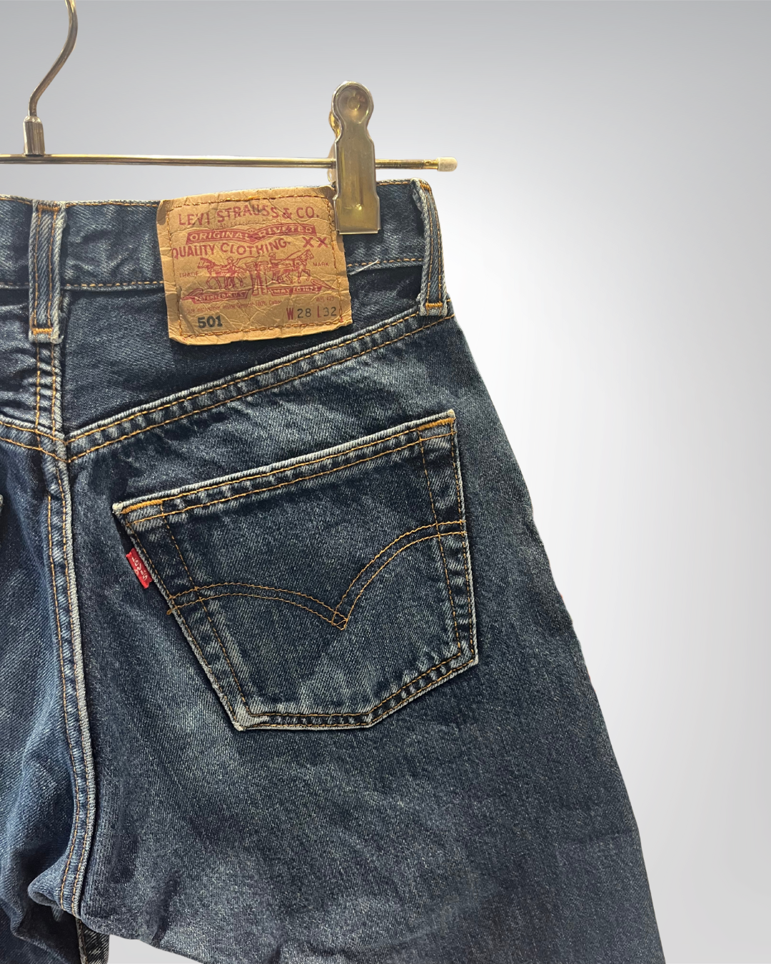 Jeans Levi's 501 W28 L32 - numéro RRR