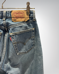 Jeans Levi's 501 W28 L32 - numéro KKK