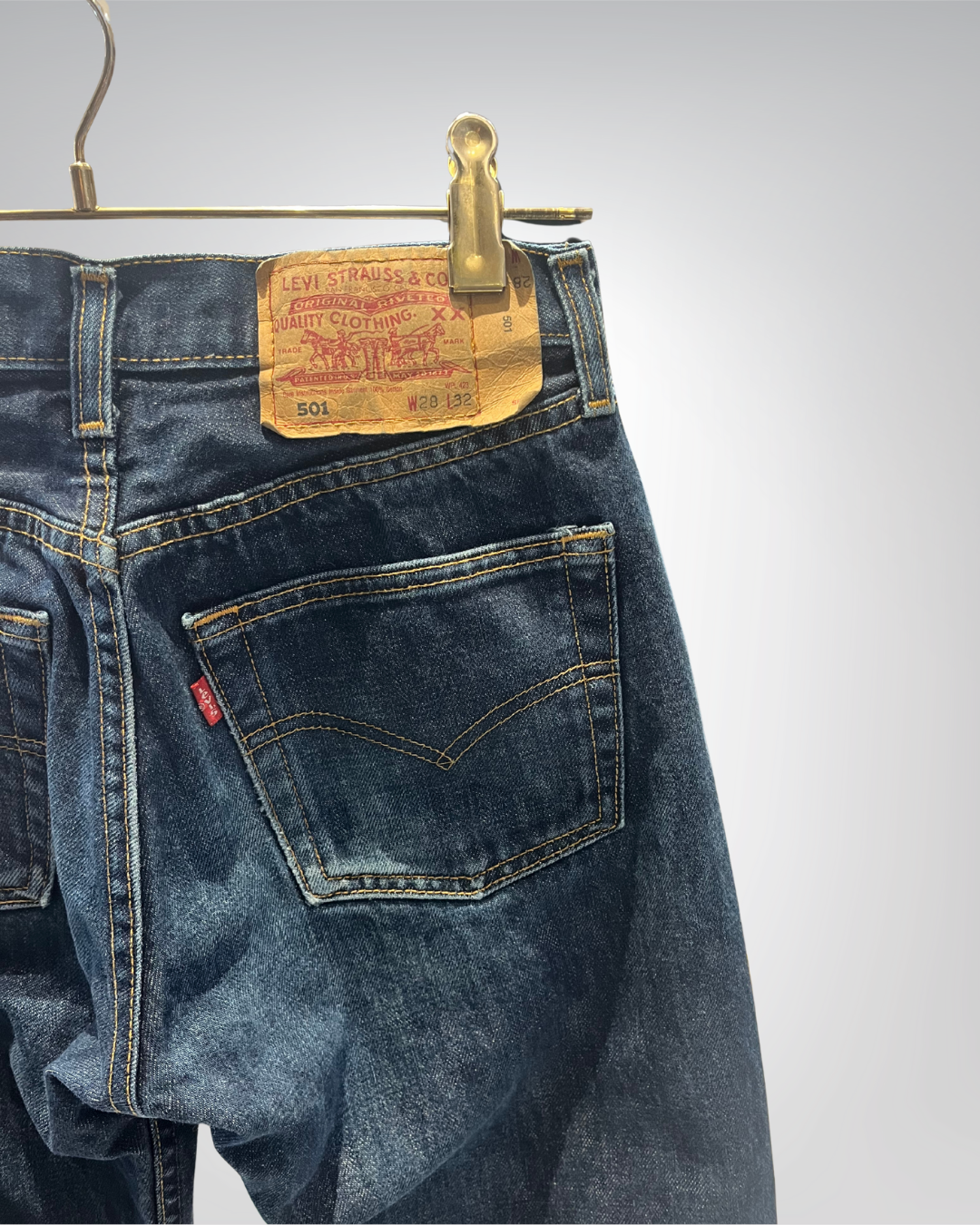 Jeans Levi's 501 W28 L32 - numéro JJJJ