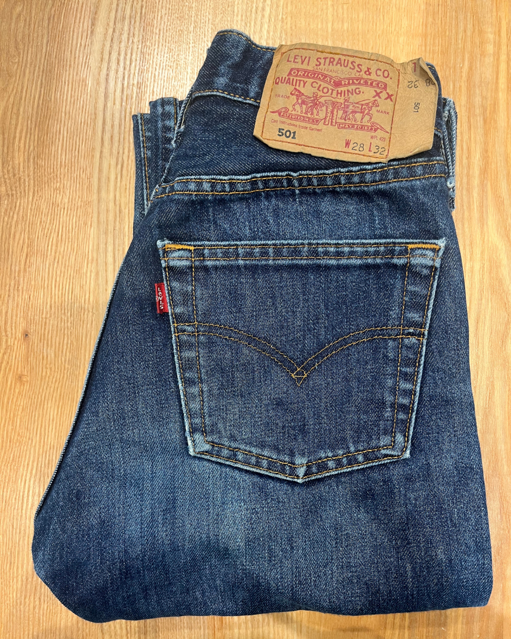 Jeans Levi's 501 W28 L32 - numéro LLLL