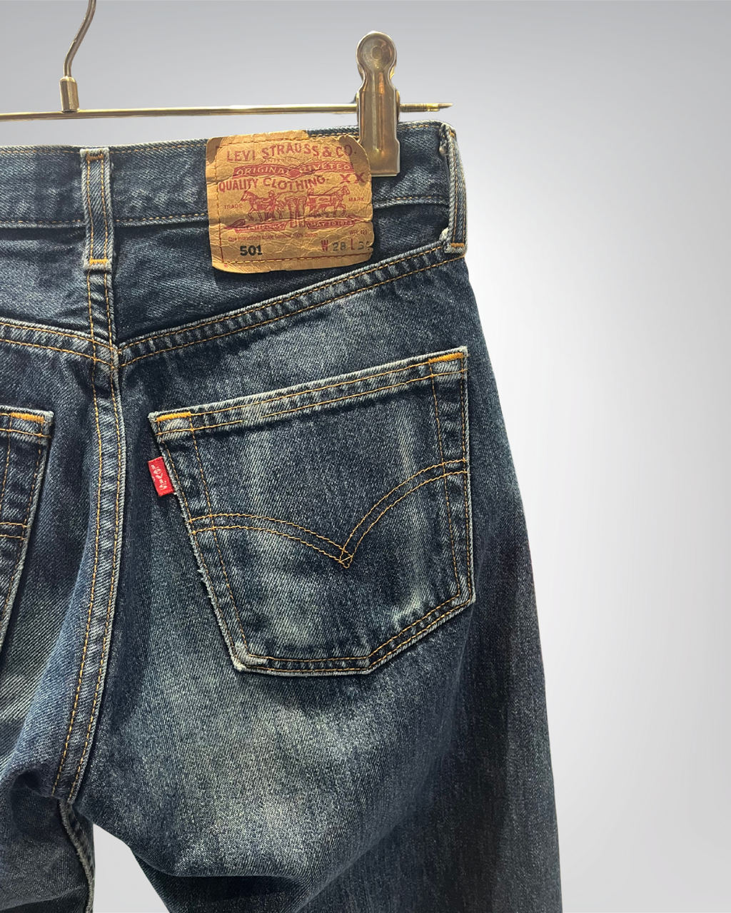 Jeans Levi's 501 W28 L34 - numéro RRRR