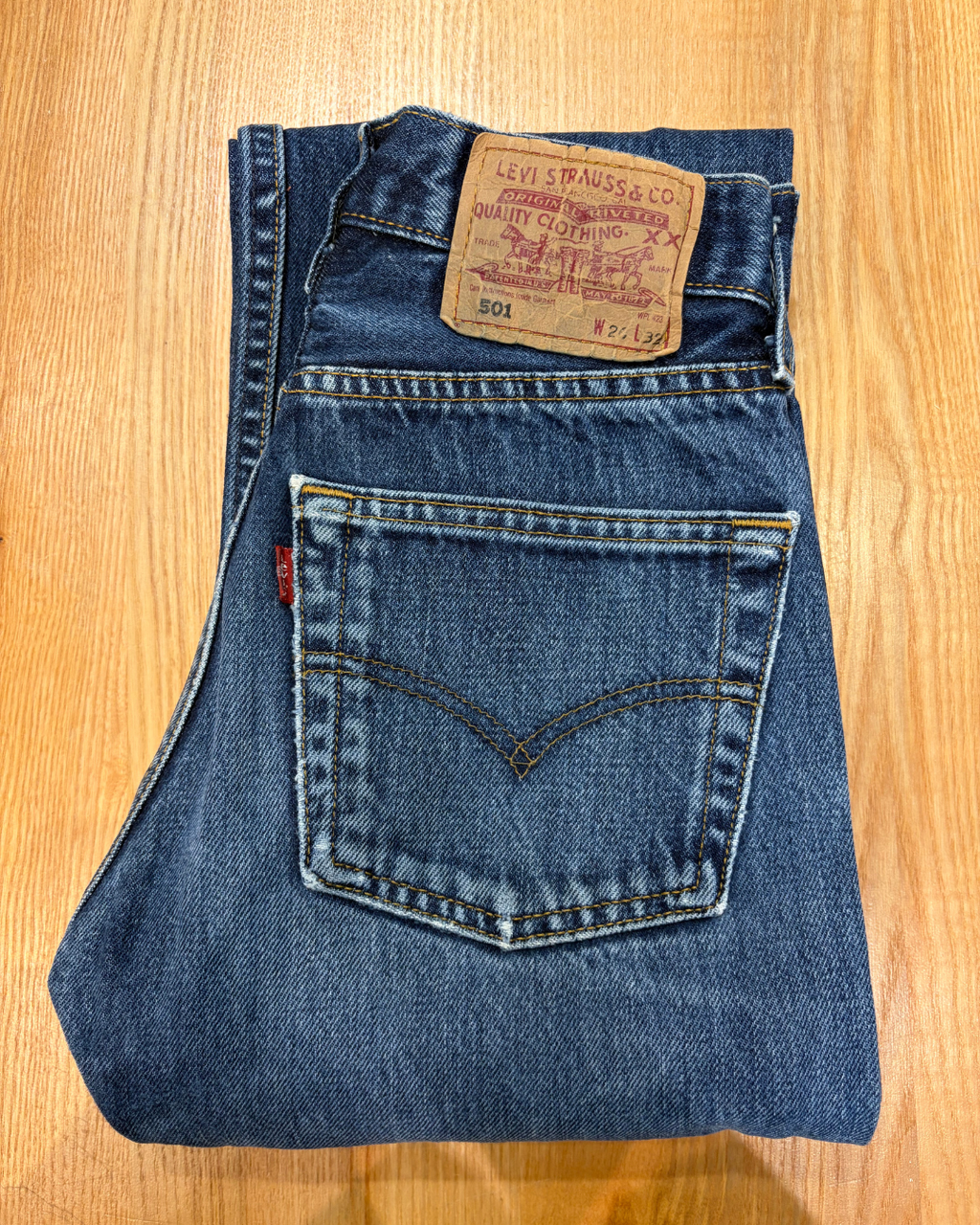 Jeans Levi's 501 W26 L32 - Numéro M2