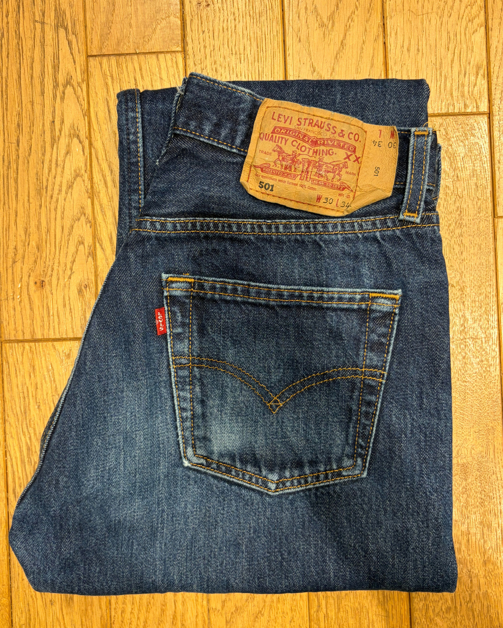 Jeans Levi's 501 W30 L34 - Numero J8