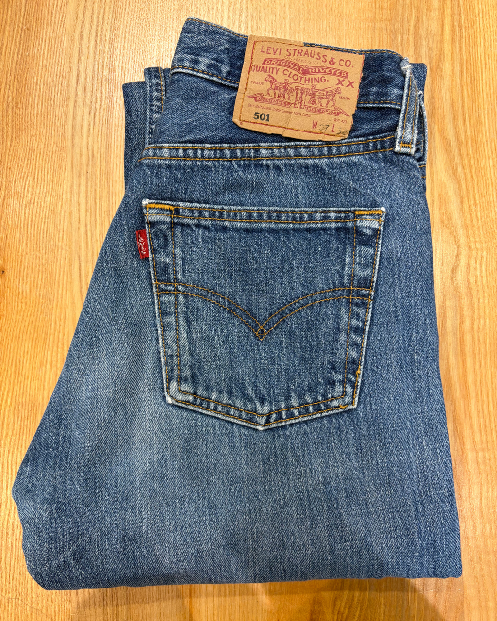 Jeans Levi's 501 W27 L32 - numéro L9