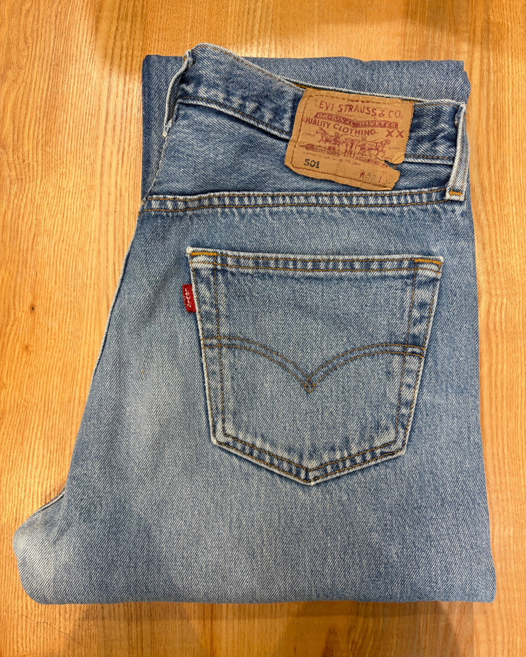 Jeans Levi's 501 W33 L36 - numéro K9