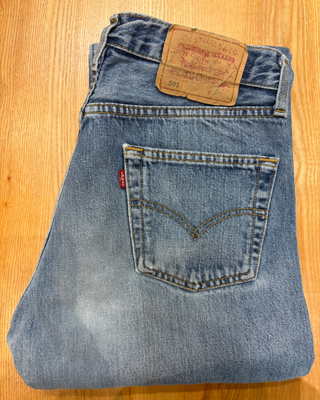 Jeans Levi's 501 W30 L34 - numéro M8