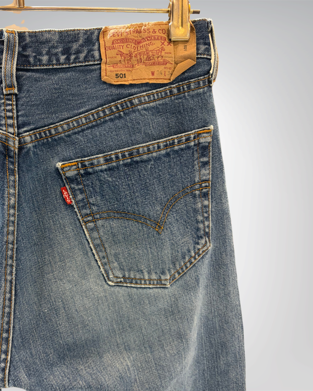 Jeans Levi's 501 W34 L34 - numéro M5