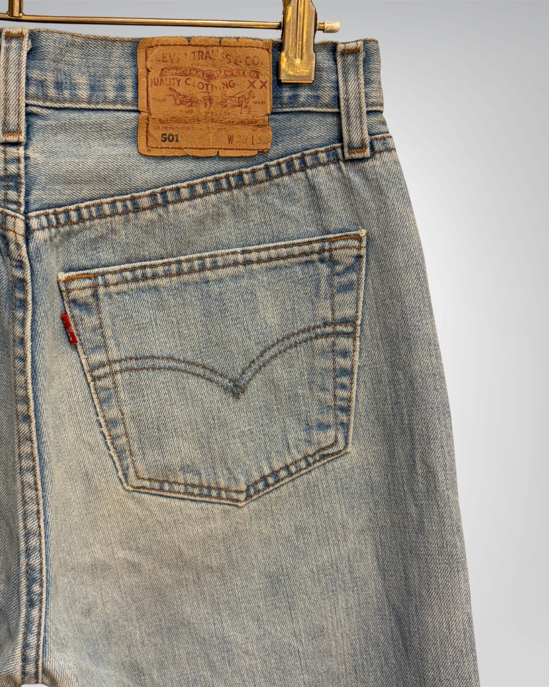 Jeans Levi's 501 W32 L32 - numéro K3