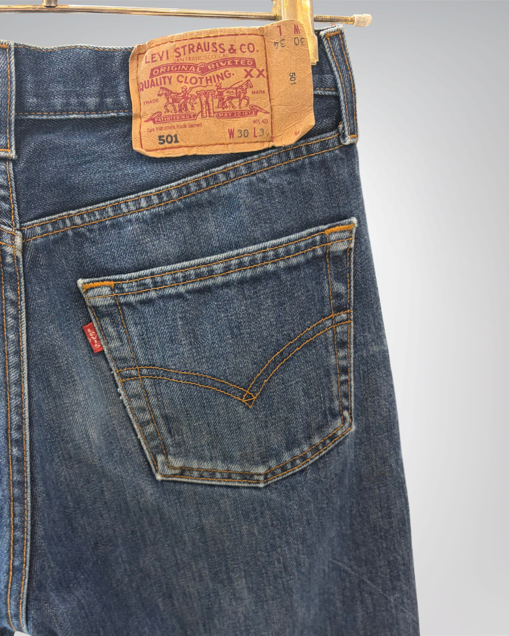 Jeans Levi's 501 W30 L34 - numéro L4