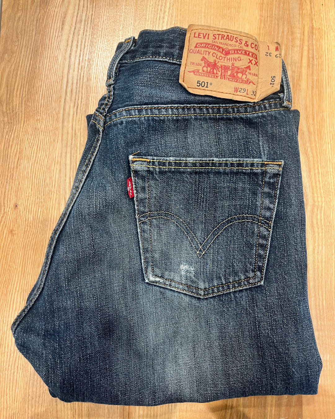 Jeans Levi's 501 W29 L32 - numéro IIII