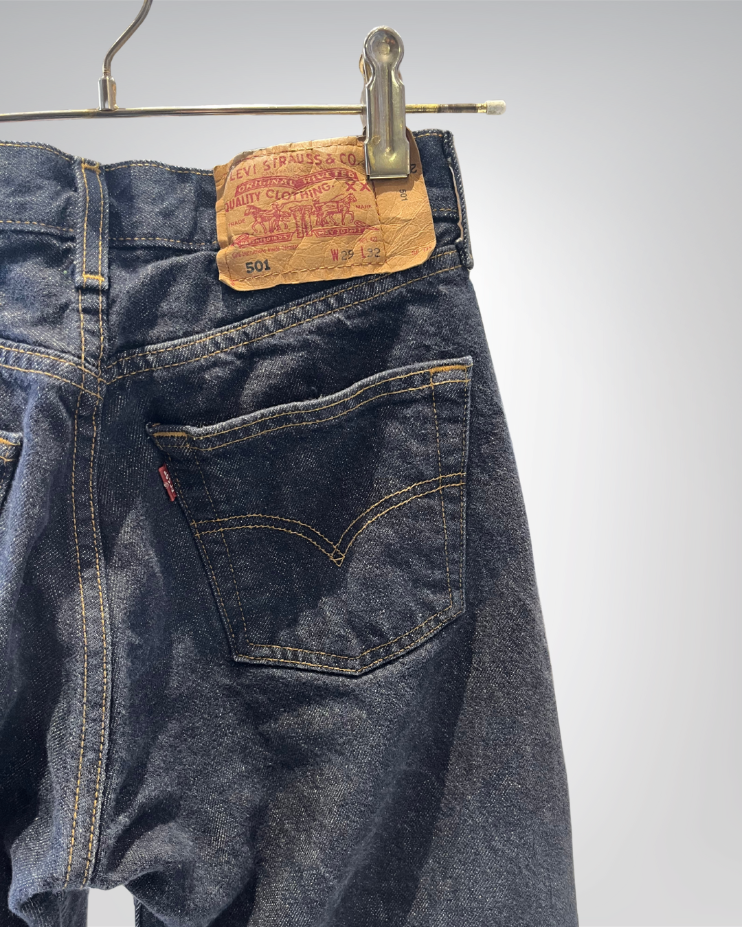 Jeans Levi's 501 W29 L32 - numéro VV