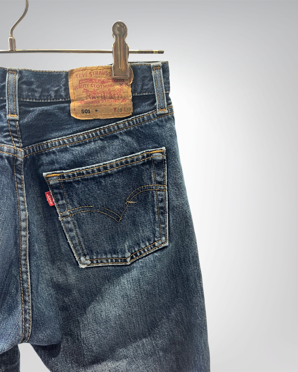 Jeans Levi's 501 W30 L32 - numéro ZZZ
