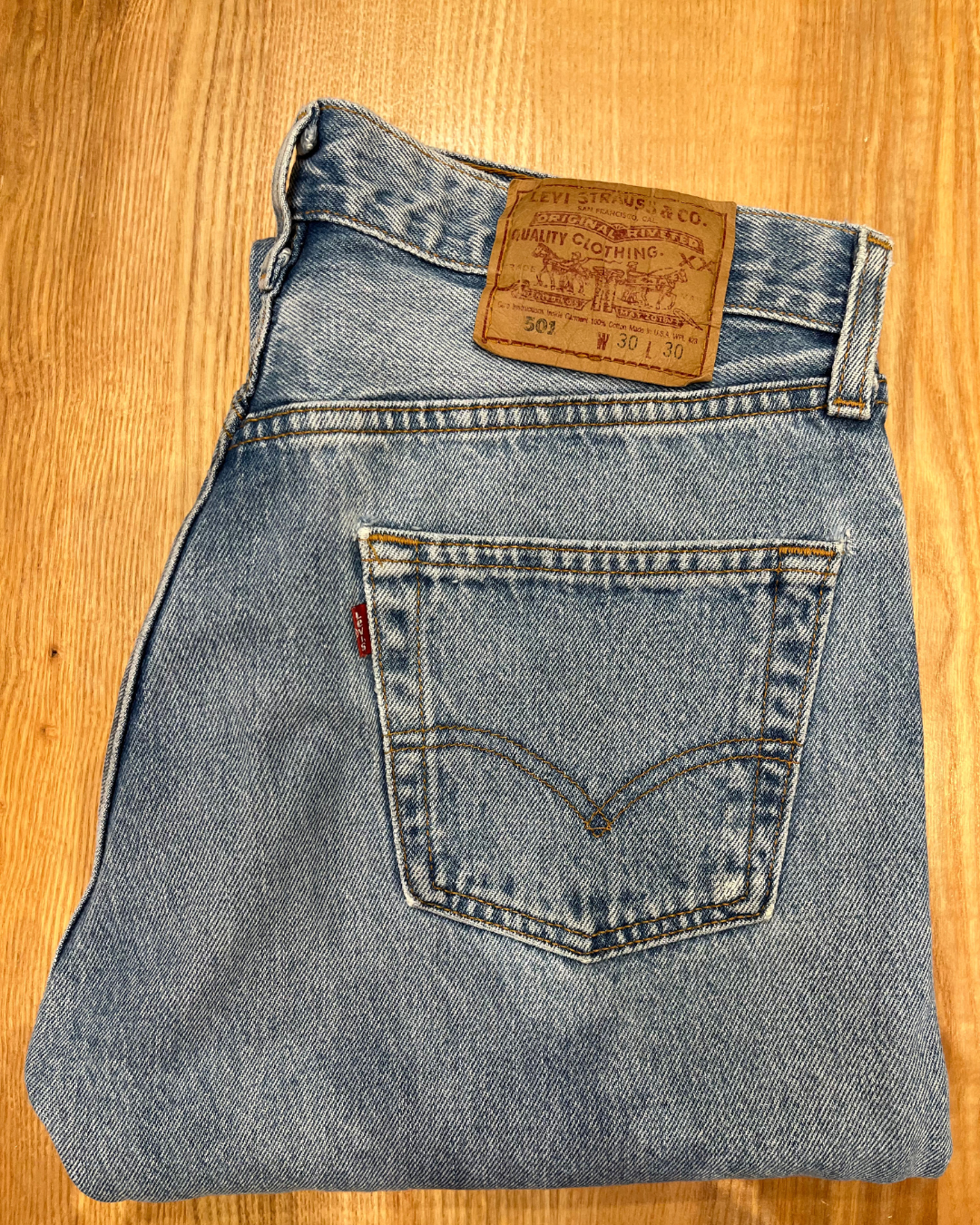 Jeans Levi's 501 W30 L30 - numéro SS