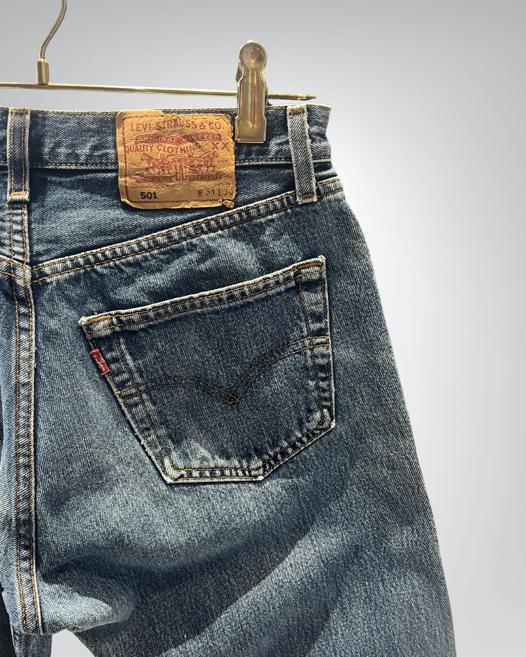 Jeans Levi's 501 W31 L30 - numéro HHHH