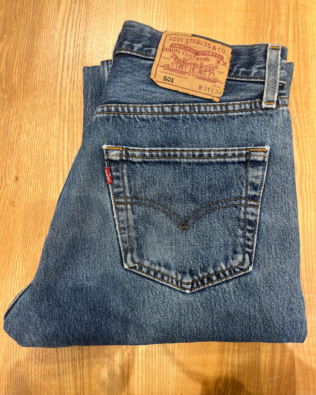 Jeans Levi's 501 W31 L30 - numéro HHHH