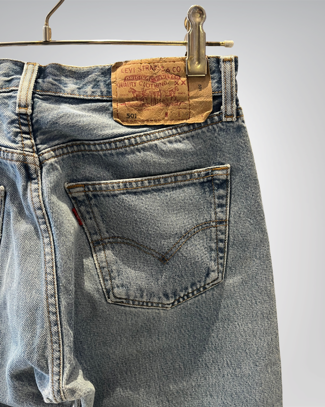 Jeans Levi's 501 W31 L34 - numéro ZZ