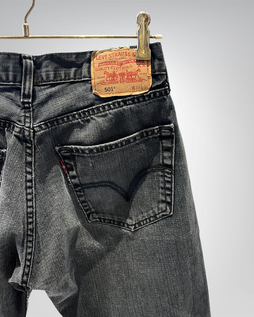 Jeans Levi's 501 W31 L32 - numéro 5M