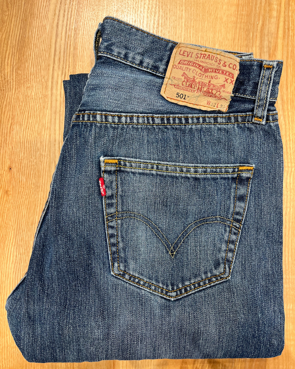 Jeans Levi's 501 W32 L32 - numéro NNN