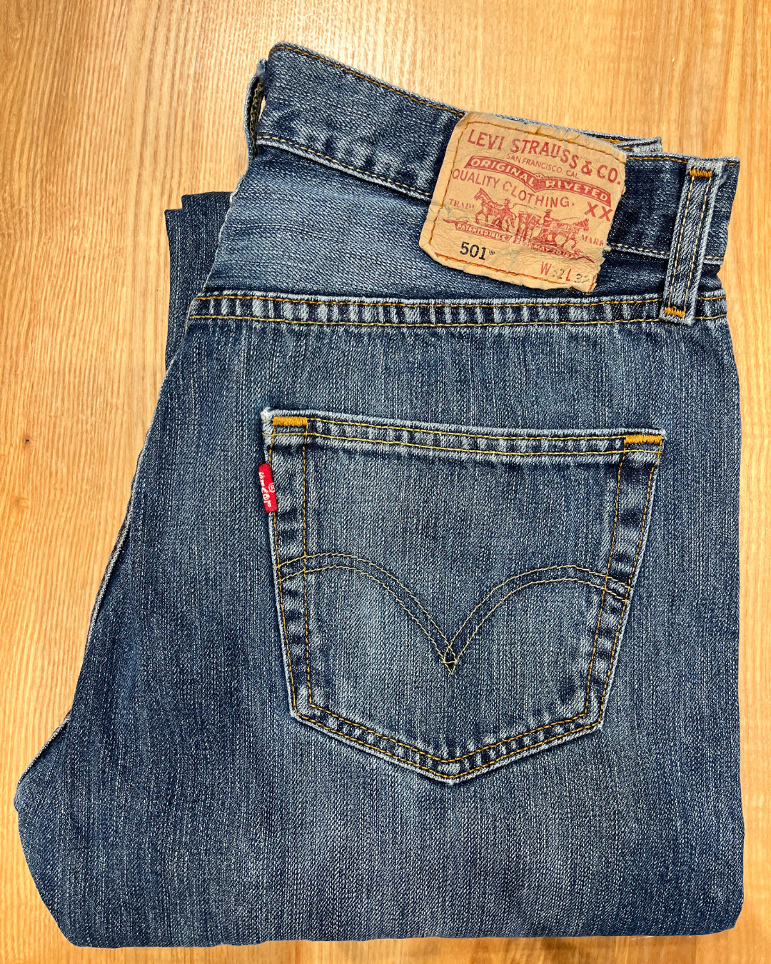 Jeans Levi's 501 W32 L32 - numéro NNN