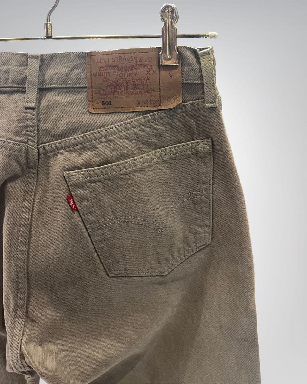 Jeans Levi's 501 W32 L32 - numéro 6H