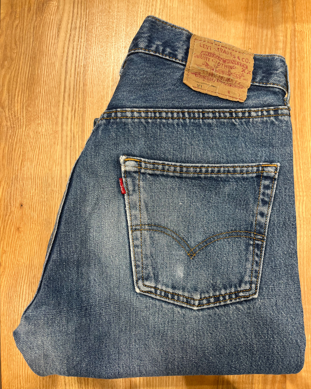 Jeans Levi's 501 W32 L34 - numéro WWWW