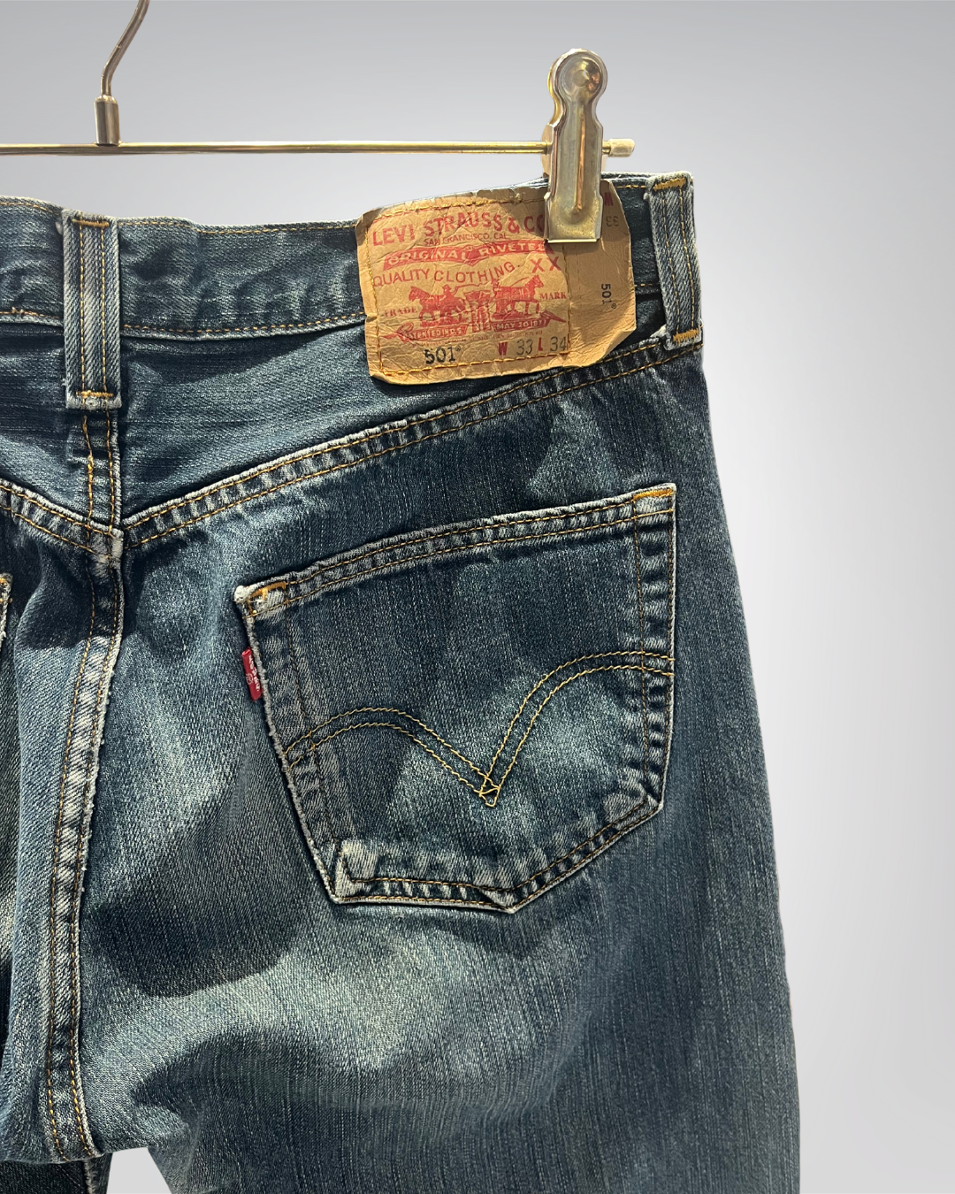 Jeans Levi's 501 W33 L34 - numéro OOOO
