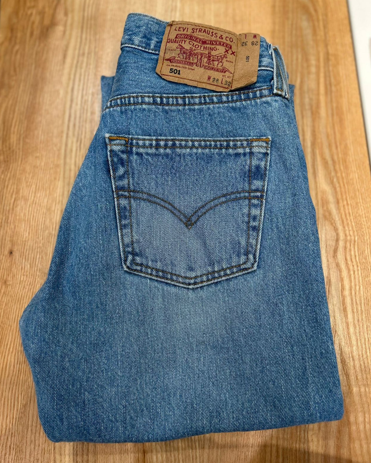 Jeans Levi's 501 W28 L32 - numéro 3N